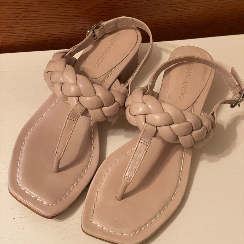 Bernardo Johanna Nude Sandal